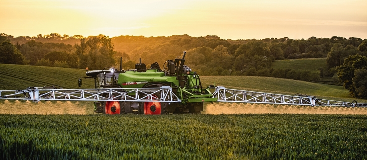 Fendt Rogator 600 im Einsatz mit Hilfe des Vorgewendemanagement