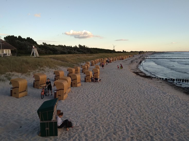 White sands, reed-thatched houses and impressive sunsets – the Allgäuer thoroughly enjoyed the final days of his trip in the Baltic spa town of Zingst. *