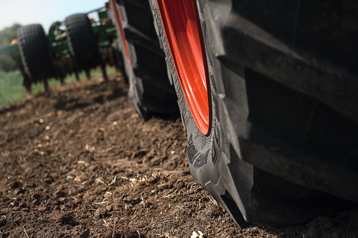 Close-up of the Fendt VarioGrip tyre pressure control system.