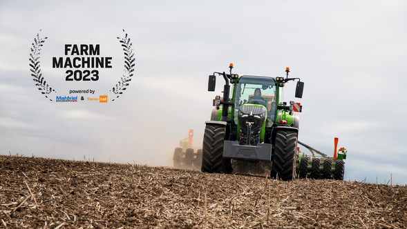 Farm Machine 2023 Key Visual Fendt 700 Vario Gen7 in use on the field with the Farm Machine 2023 logo