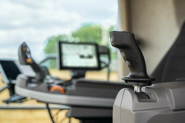 Fendt IDEAL Joystick steering IDEALdrive Fendt IDEAL Joystick steering IDEALdrive close-up