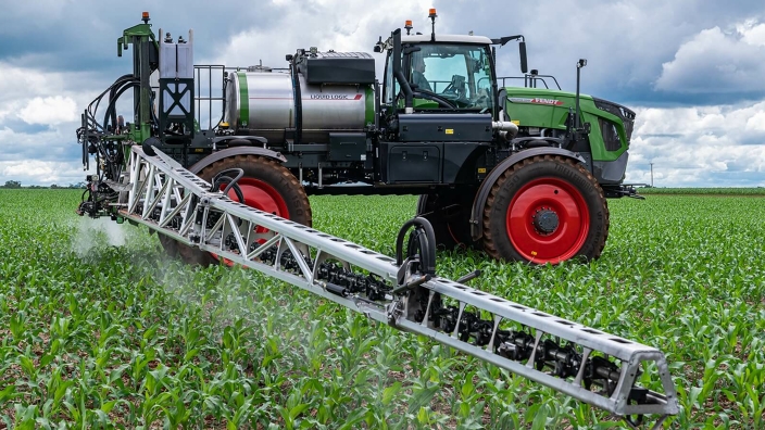 Fendt Rogator 934H vista lateral