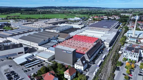 Drohnenaufnahme vom Standort Marktoberdorf mit dem neuen Fendt Hochregallager