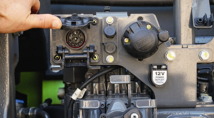 Fendt 900 Vario MT ISOBUS-Stecker