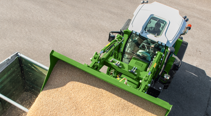 Fendt Cargo Frontlader und Dachfenster an der Kabine