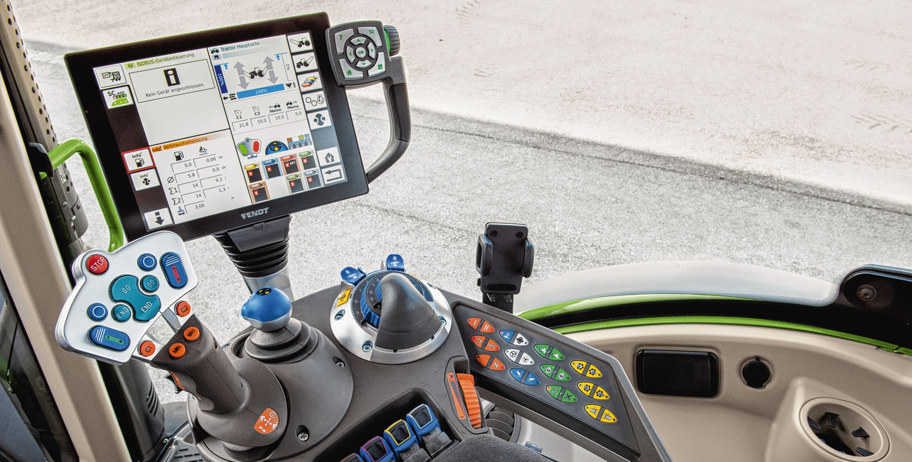 Fendt Vario Armlehne mit Terminal und Joystick