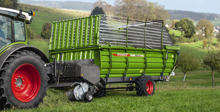 Fendt Tigo ST Ladewagen Fendt Tigo ST Ladewagen beim Gras aufladen