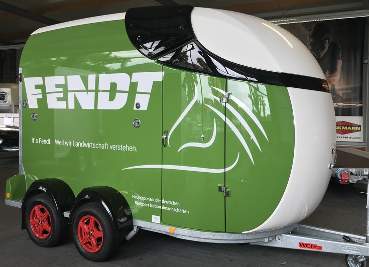 Böckmann Pferdeanhänger Der zu gewinnende Böckmann Pferdeanhänger im Fendt Design