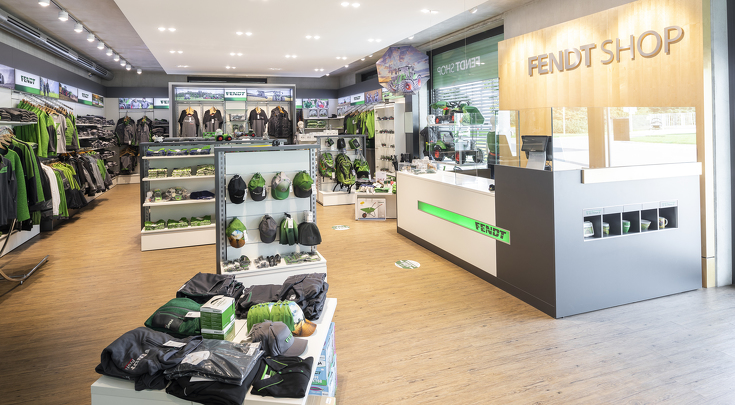 Innenansicht des Fendt Shops in Marktoberdorf.