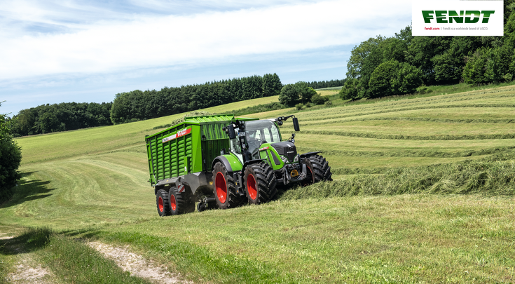 Der Fendt Tigo VR beim Laden von Silage.