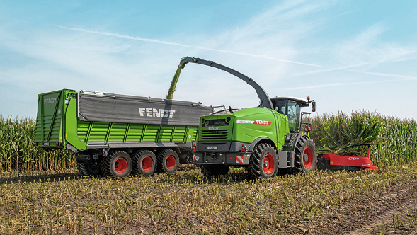 Fendt Katana 650 neben dem Fendt Tigo