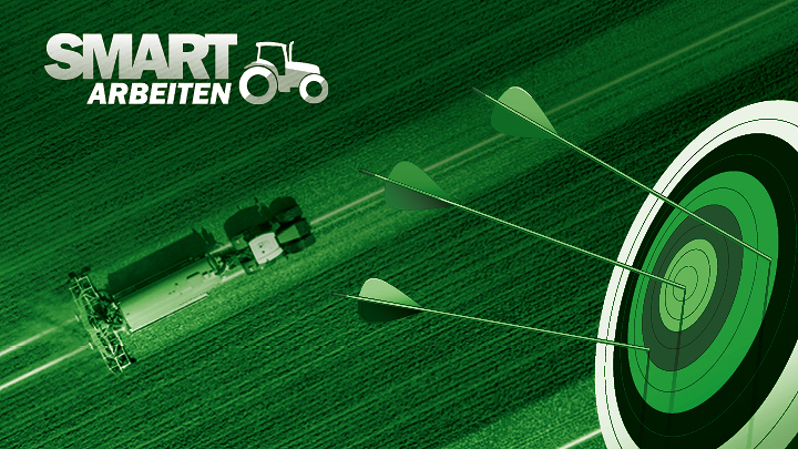 Grüne Collage aus Zielscheibe mit drei Pfeilen und Vogelperspektive eines auf dem Feld fahrenden grünen Fendt Traktors. Oben links befindet sich das Kampagnenlogo "SMART arbeiten".