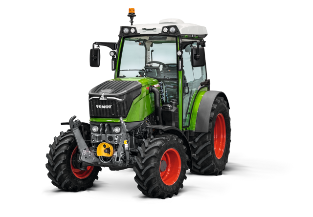 Ein Fendt 200 V/F/P Vario von der Seite auf weißem Hintergrund