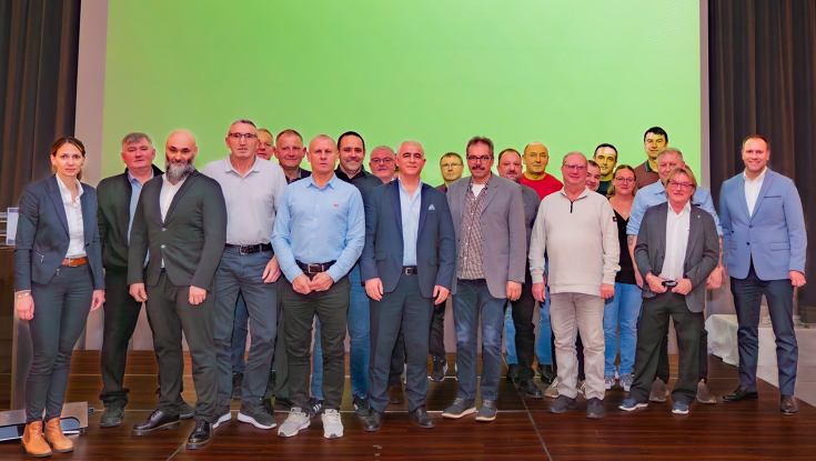 Jubilare mit 25 Jahren Betriebszugehörigkeit bei Fendt in Asbach-Bäumenheim