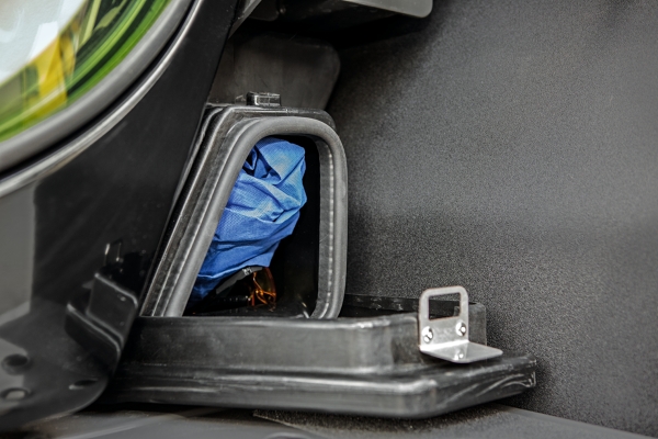 Fendt Rogator 600 Gen2 tárolórekesz védőruházat számára