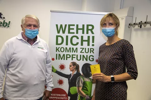 Dr. Werner Dietz (company physician) and (Project Manager Company Health Management) are part of the Fendt team of experts for corona protection measures.