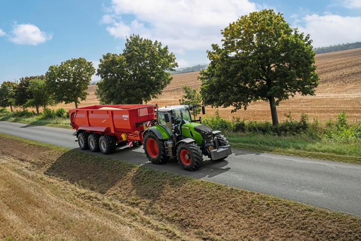 Fendt_NA on X: Be Bold and Dream Big! That's the Fendt spirit behind our  all-new Fendt 700 Vario Generation 7. Be one of the first to lay eyes on  this bold new