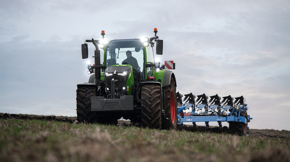 Fendt 700 Generation 2 - PSV Project Support Vehicles GmbH
