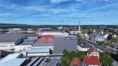 Drone shot of the Marktoberdorf site with the new Fendt high-bay warehouse