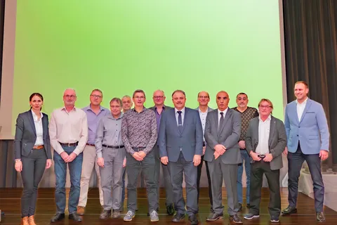 Employees celebrating 40 years of service at Fendt in Asbach-Bäumenheim