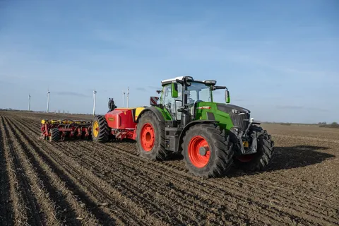 Fendt 800 Vario in action