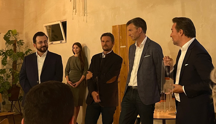Champions of the Digital Transformation Champions of the Digital Transformation