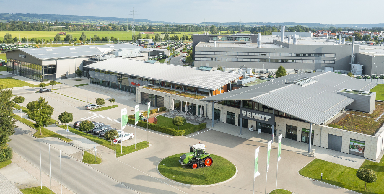 With its award-winning architecture, the product forum gives you a close-up look at the entire Fendt Full-Line range, and lets you learn about our pioneering Vario technology and new products.