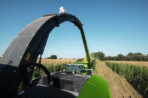 Fendt Katana discharge chute