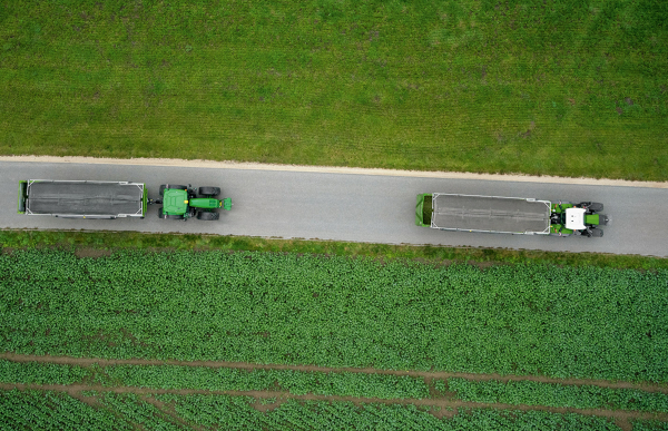 Fendt 728 Vario Gen7 with Tigo on the road with a view from above