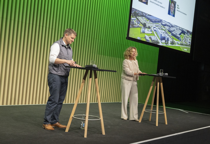 Ingrid Bußjäger-Martin welcomed the guests together with Nils-Christoph Gerth (Fendt) Ingrid Bußjäger-Martin welcomed the guests together with Nils-Christoph Gerth (Fendt)