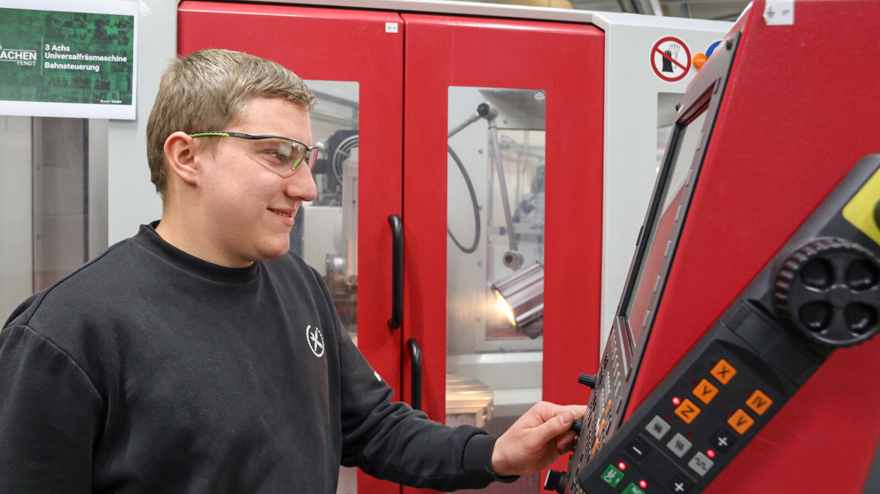 Impressions from the opening of the Fendt training workshop in Asbach-Bäumenheim