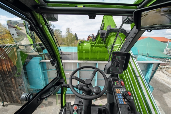 „Cargo T740“ vairuotojo kabina