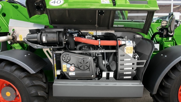 „Fendt Cargo T955“ variklis „Fendt Cargo T955“ variklio vaizdas iš arti