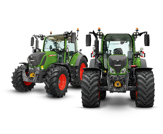 Fendt-traktorene 300 Vario og 500 Vario fristilt ved siden av hverandre vist forfra og fra siden