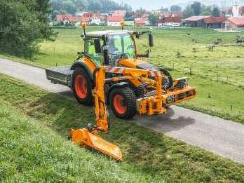 Fendt 300 Vario with a Front verge mower