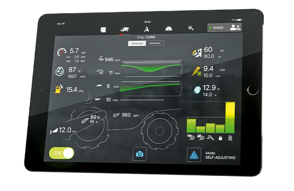 Tablet with a screen of the Fendt IDEAL combine harvester settings via IDEALharvest