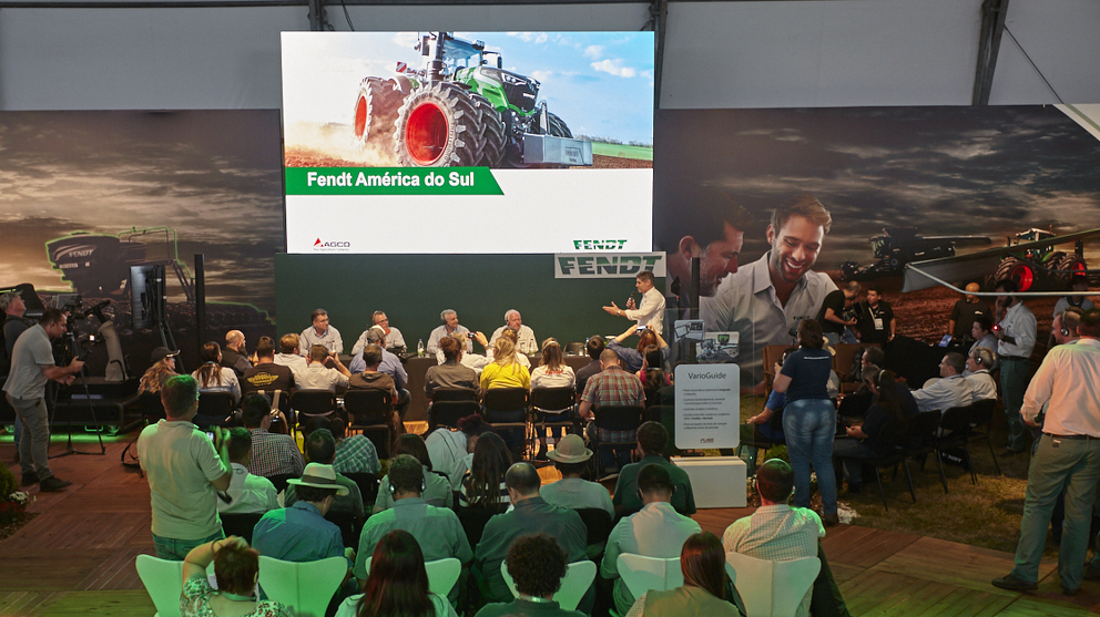 Fendt MOMENTUM folding Planter at Agrishow 2019 - Brazil