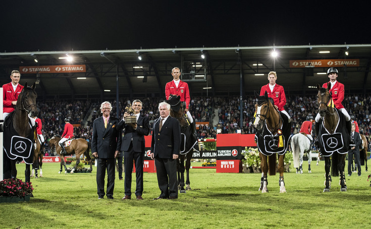 Maurice Tebbel, Marco Kutscher, Marcus Ehning and Philipp Weishaupt win the Nation’s Cup in Aachen.