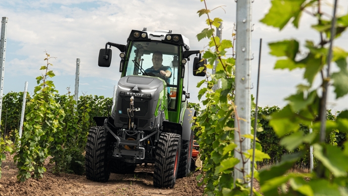 Fendt introduces the 900 Series tractor - Grainews